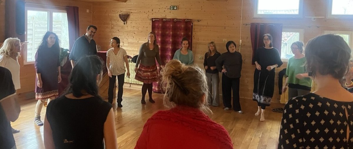  Qu’est-ce qui se passe quand on donne champ libre en expression vocale à un groupe d’humains ? 